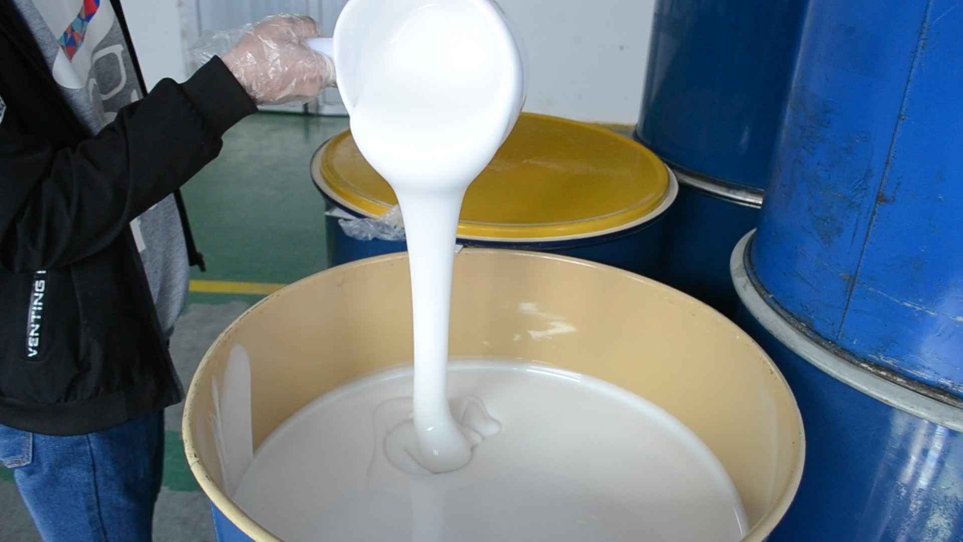 選購模具硅膠如何適應小批量與大批量生產的靈活需求？