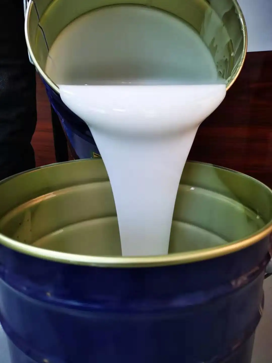 如何避免液體硅膠出現中毒現象？